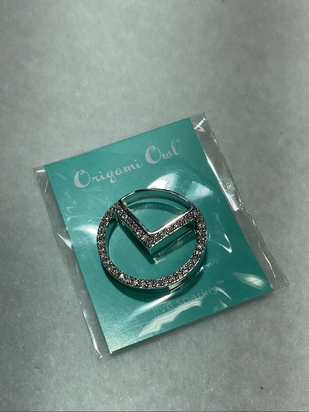 Origami Owl Silver Crystal Geometric Window Plate